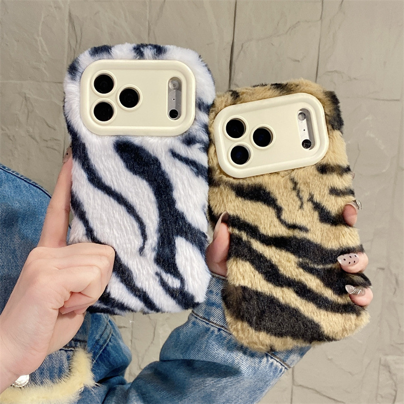 Phone Cases Iphone 13 - Casing Ponsel Mewah Motif Zebra Berbulu